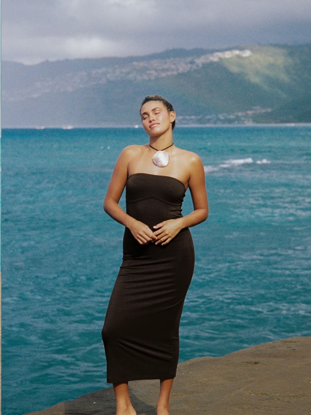 HAUTE SHORE Selena Strapless Midi Dress in Black